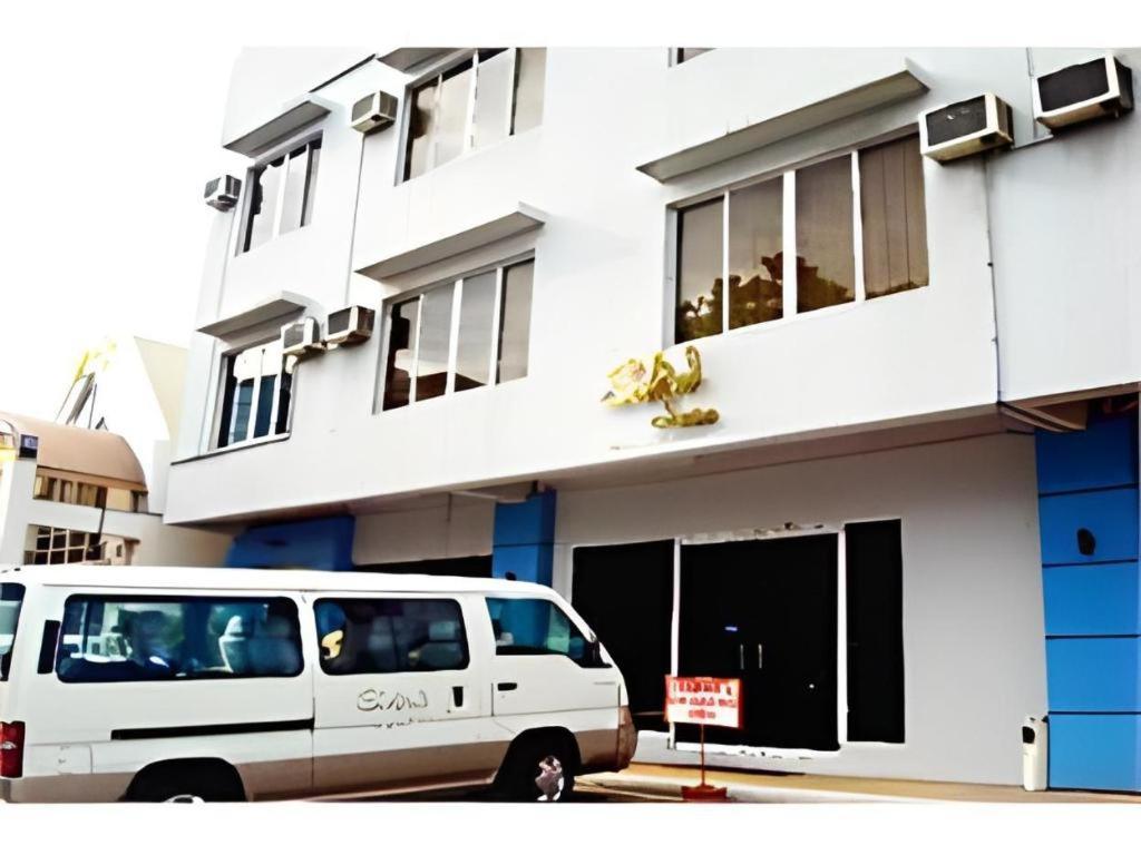 Soledad Suites Panglao Luaran gambar